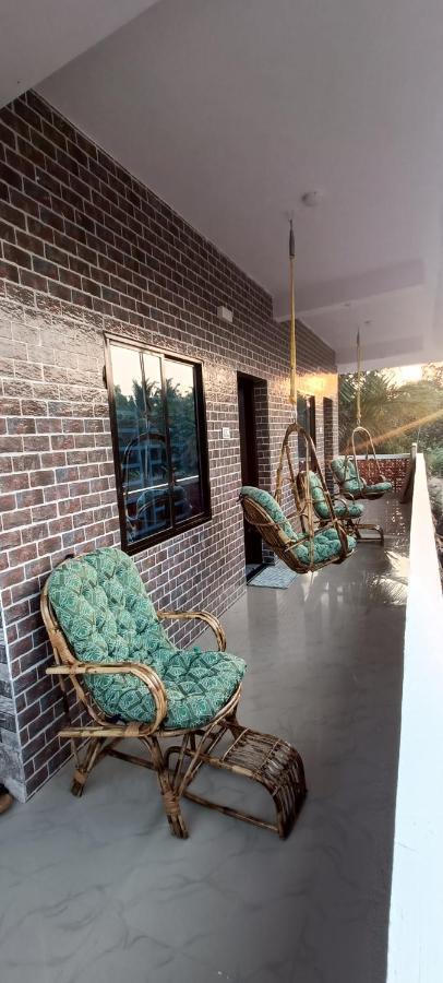 Mahalaxmi Guest House โกการ์นา ภายนอก รูปภาพ