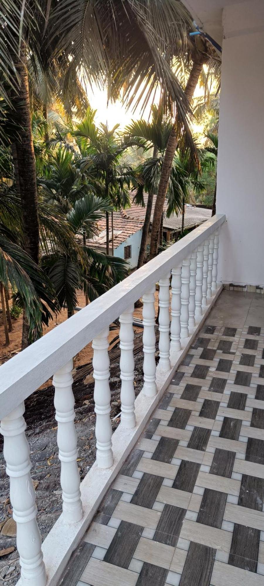 Mahalaxmi Guest House โกการ์นา ภายนอก รูปภาพ